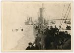 Laivat lähestyvät Vaasan Vaskiluodon satamaa. 18.2.1918. Edessä väylääavaamassa jäänmurtaja Sampo, sitten Mira ja Poseidon, jossa oli myös K A Wegelius.